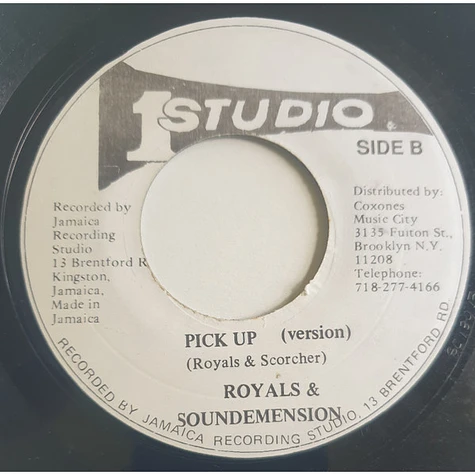 The Royals - Pick Up The Pieces