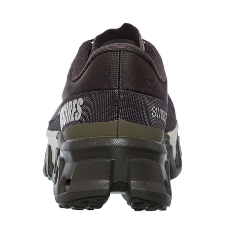 On x Pleasures & The Loop - Cloudmonster Hyper