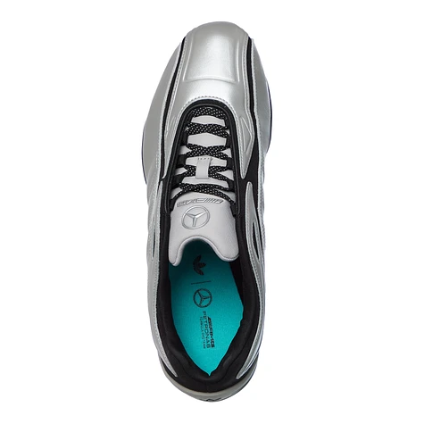 国内配送 adidas ADIRACER GT MER MATTE SILVER/C.BLACK/GREY JQ7028_1_FOOTWEAR_Photography_