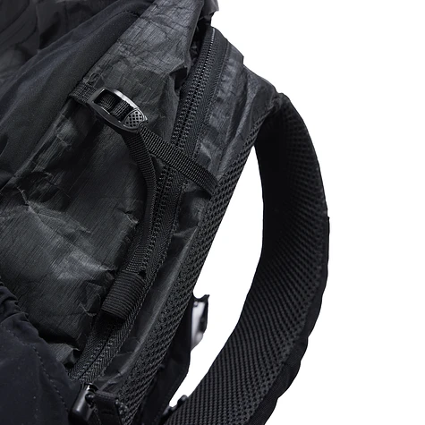 CMF Outdoor Garment - Hykerz 35 with Dyneema