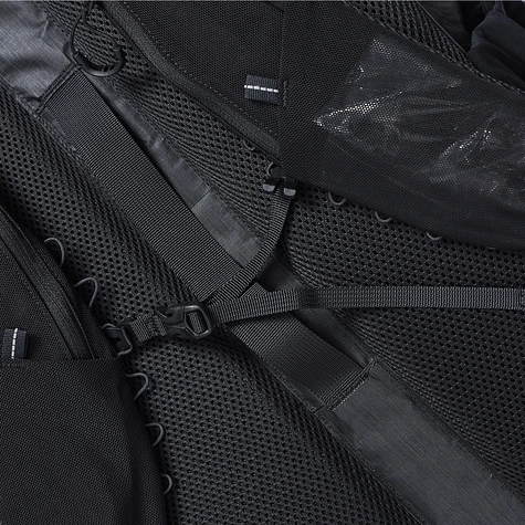 CMF Outdoor Garment - Hykerz 35 with Dyneema