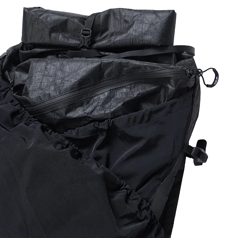 CMF Outdoor Garment - Hykerz 35 with Dyneema