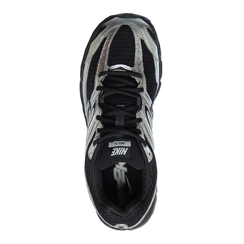 Nike - Air Max Moto 2K