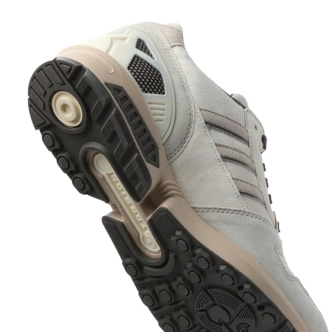 adidas - ZX 8000 (Alumina / Wonder Beige / Charcoal) | HHV