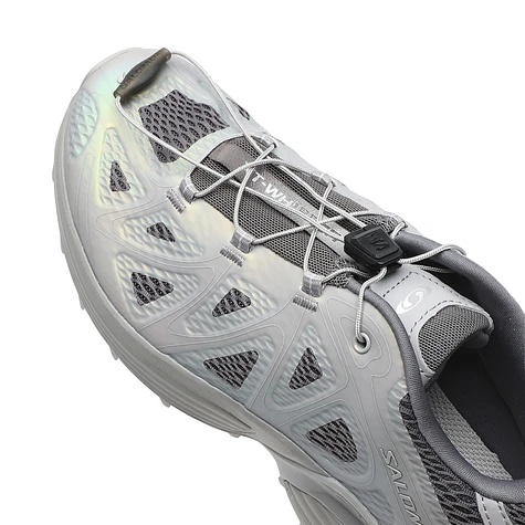 Salomon - XT-Whisper Void (Alloy / Castlerock / Ftw Silver) | HHV