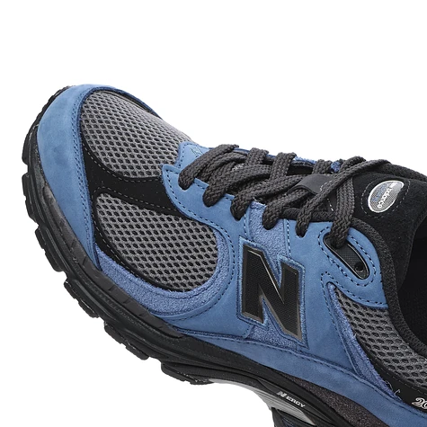 New Balance - U2002R