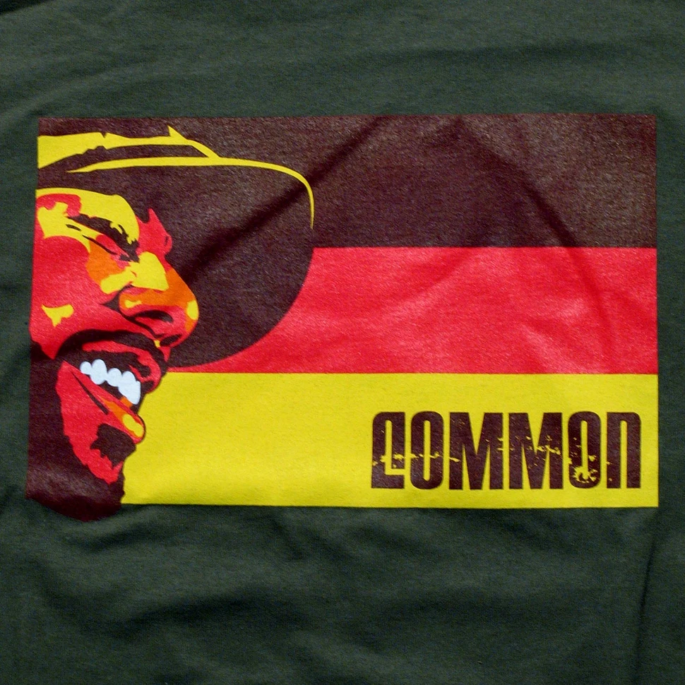 Common - Face flag T-Shirt