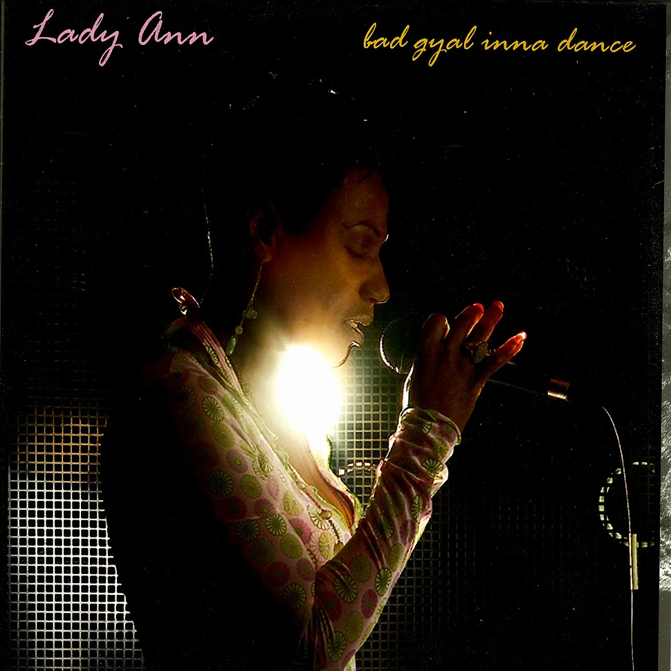 Lady Ann - Bad gyal inna dance