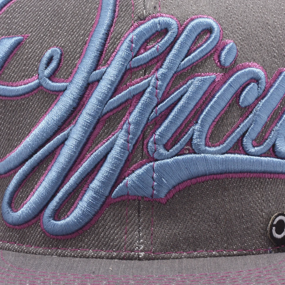 Official - Official scripto fitted hat