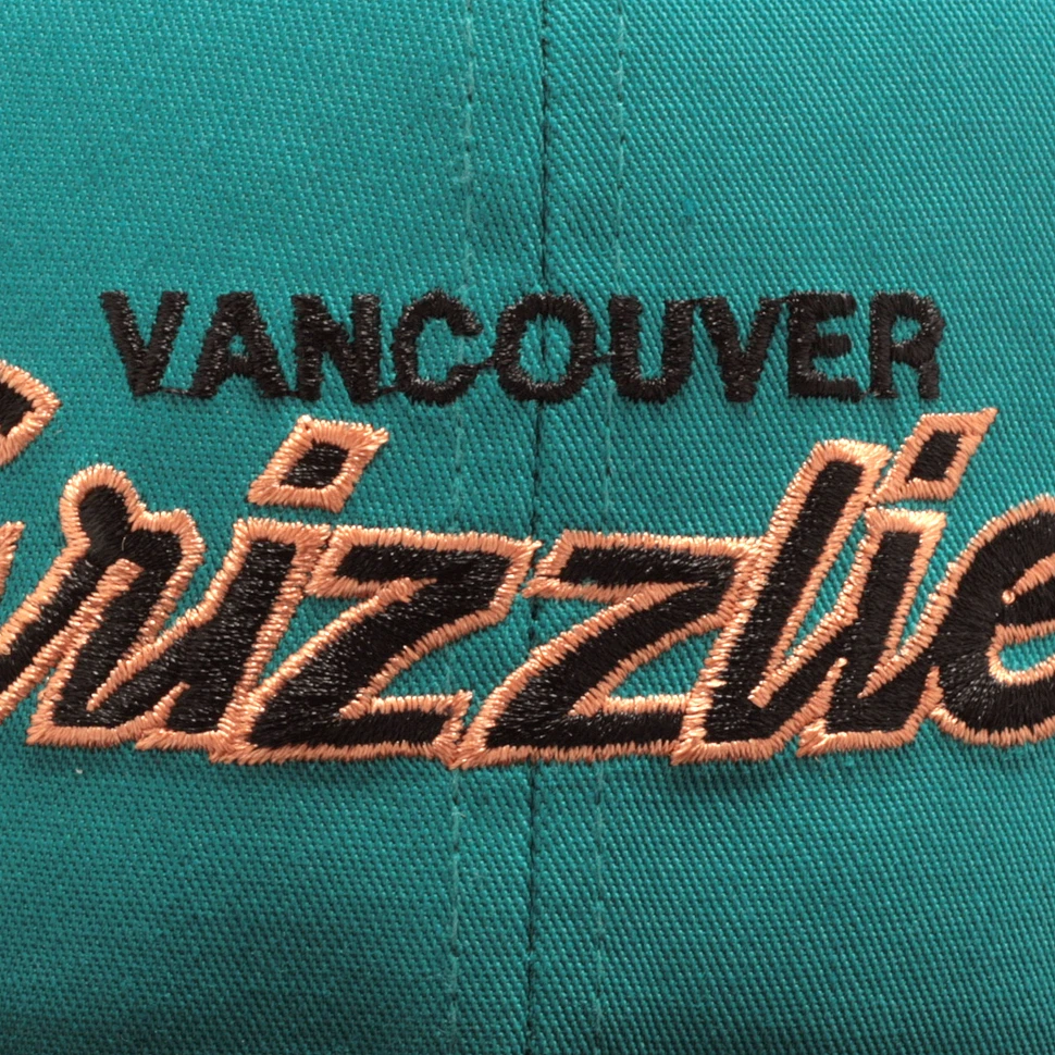 Sports Specialties - Vancouver Grizzlies 90s team cap