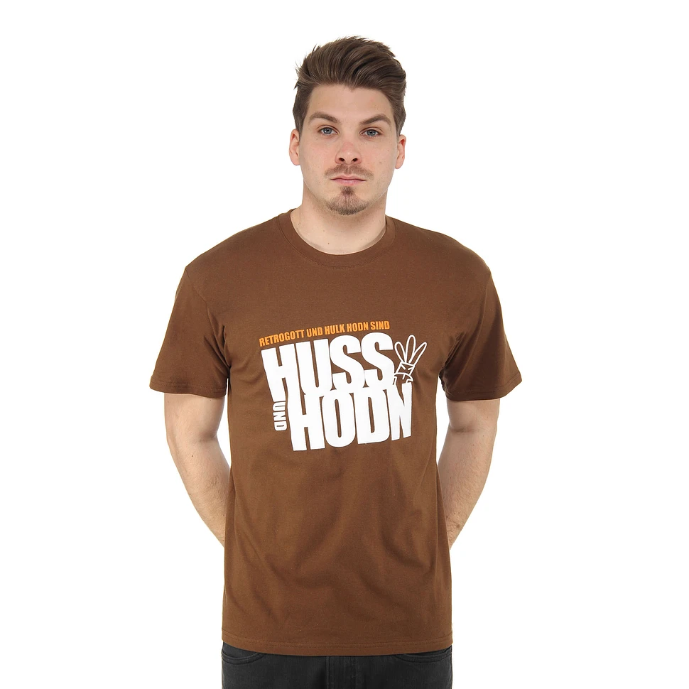Huss und Hodn (Retrogott & Hulk Hodn) - Jetzt Schämst Du Dich Logo T-Shirt