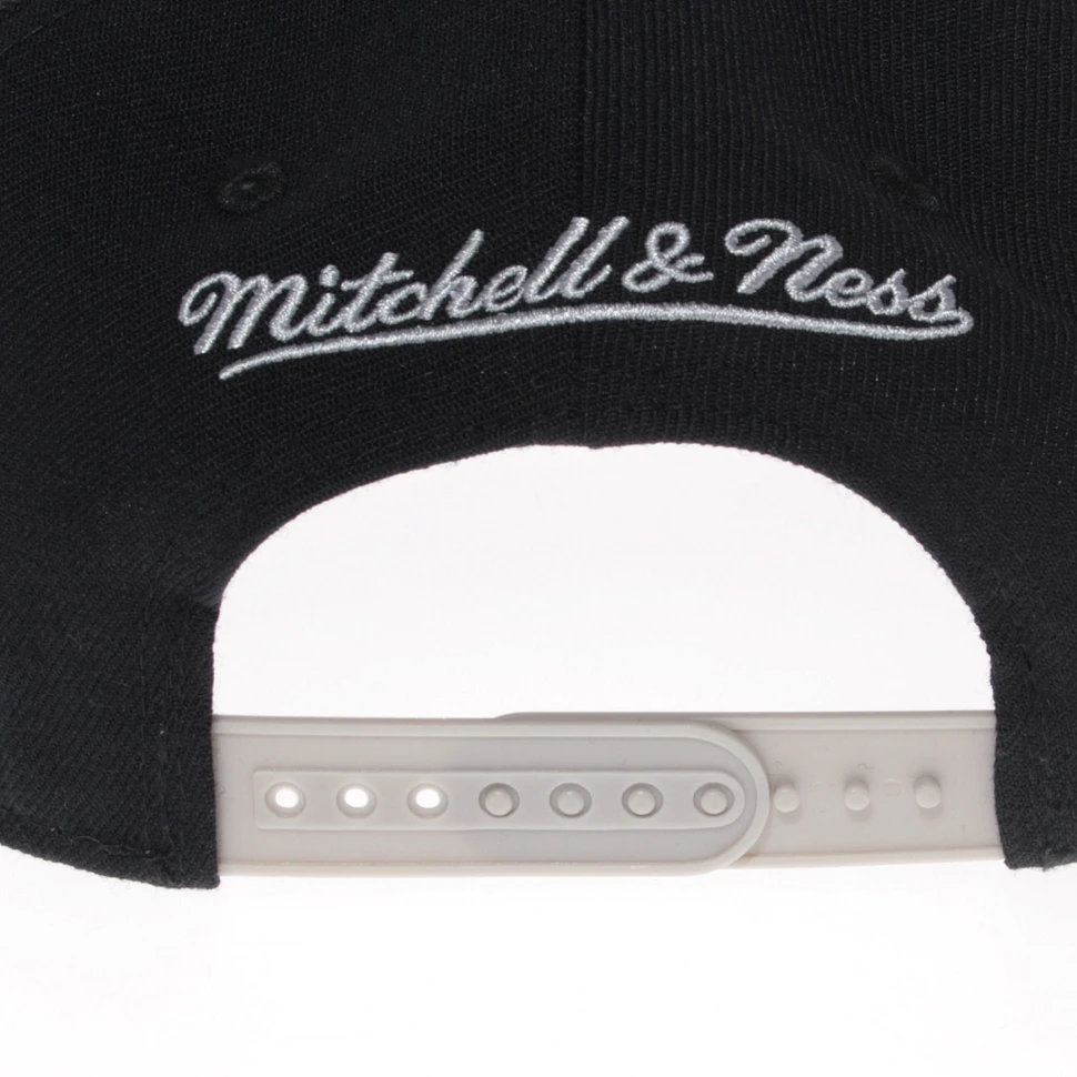 Mitchell & Ness - Los Angeles Kings NHL Solid Team Snapback Cap