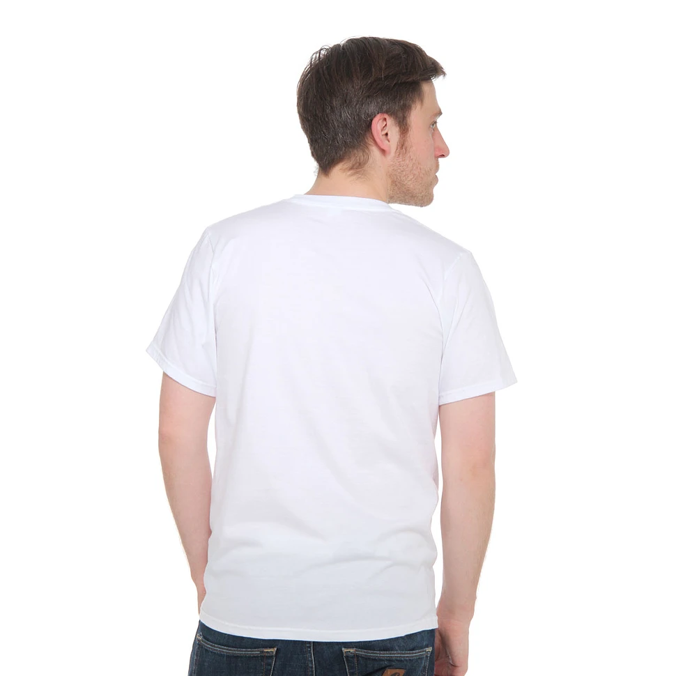 Deadmau5 - Logo On Wall / Brick T-Shirt