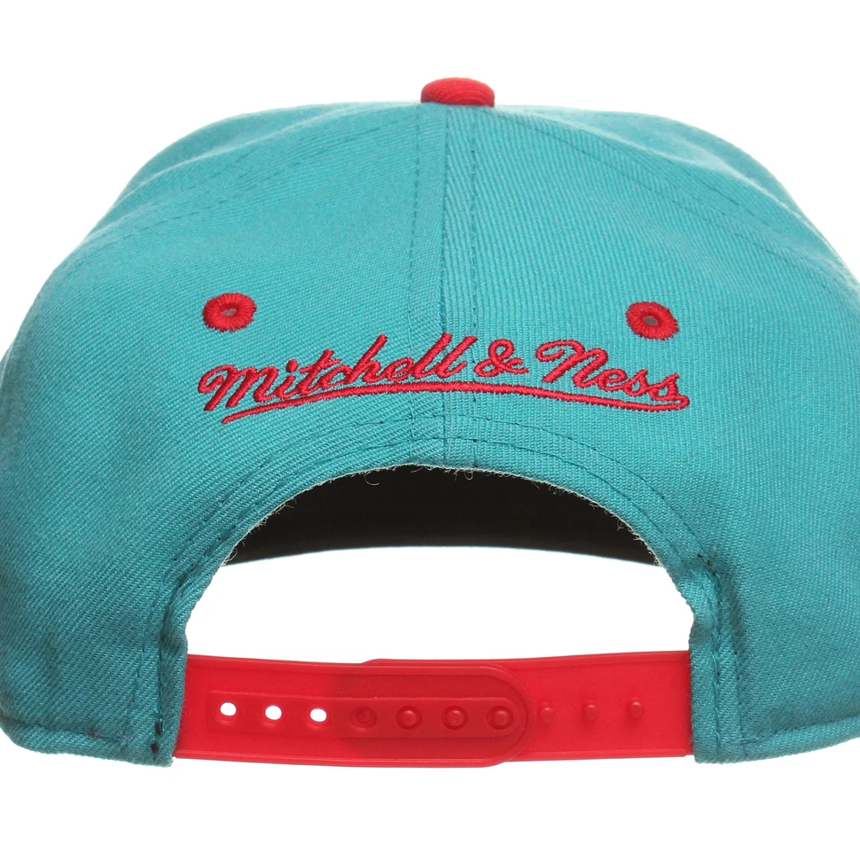 Mitchell & Ness - Vancouver Grizzlies NBA Flashback Snapback Cap