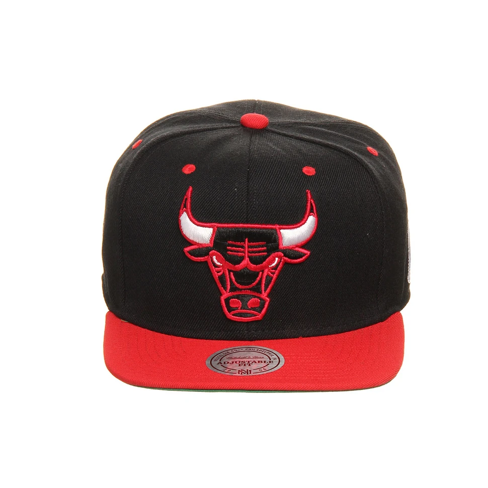 Mitchell & Ness - Chicago Bulls NBA Black 2 Tone Snapback Cap