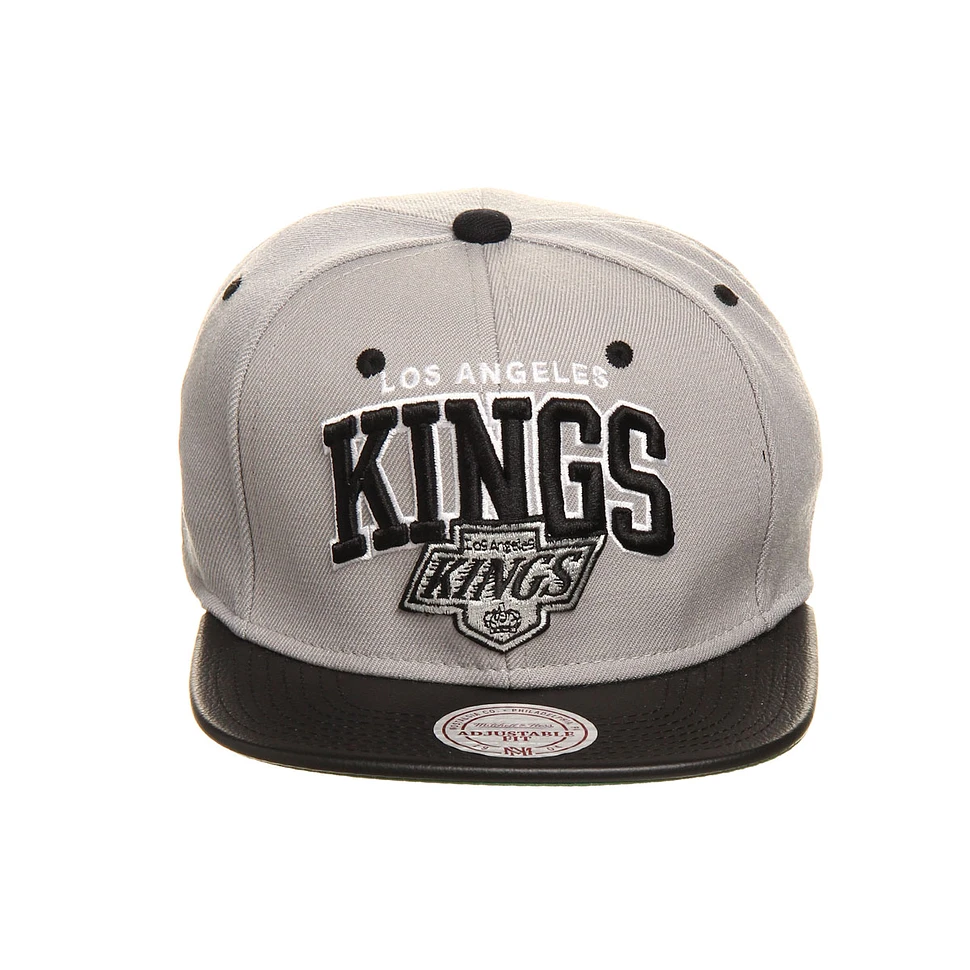 Mitchell & Ness - Los Angeles Kings NHL Leather Team Arch Snapback Cap