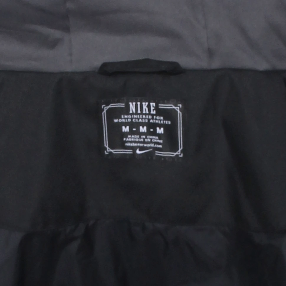 Nike SB - Mid-Weight Fishtail Jacket