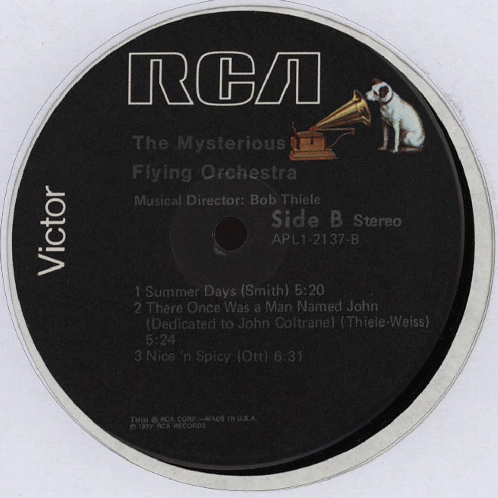 The Mysterious Flying Orchestra - The Mysterious Flying Orchestra