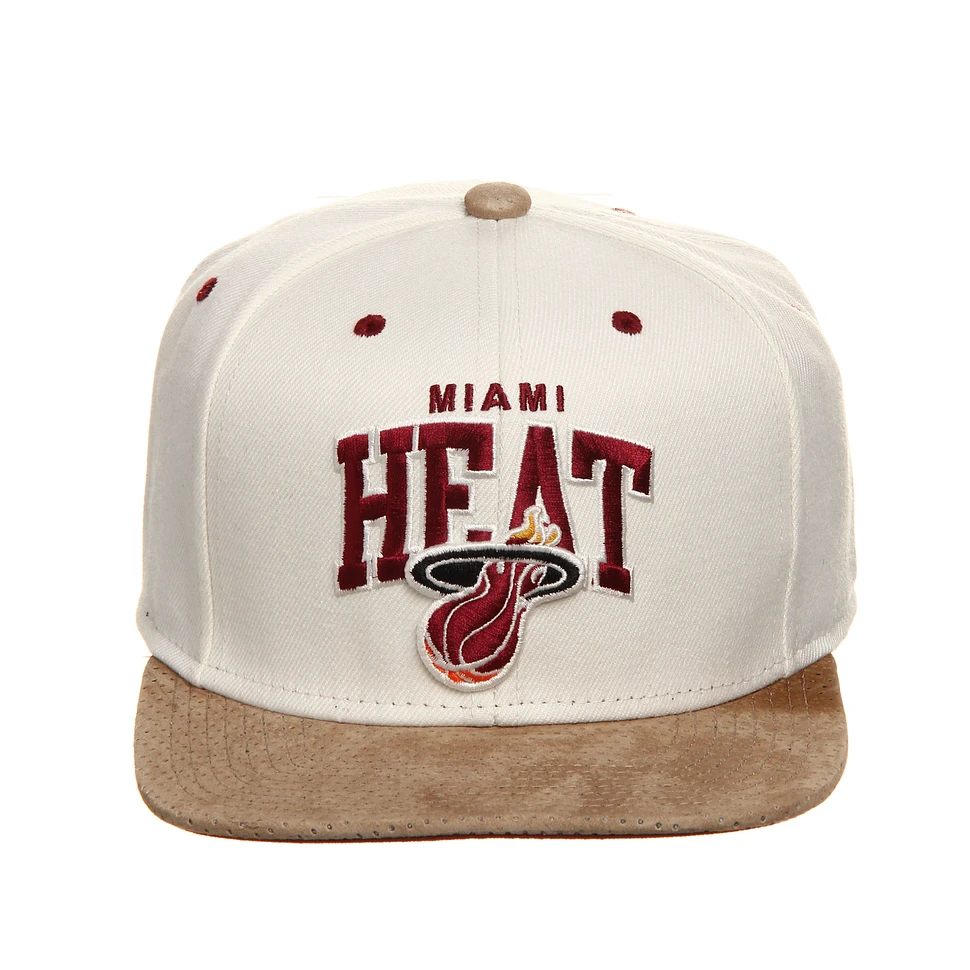 Mitchell & Ness - Miami Heat NBA Cross Over Snapback Cap