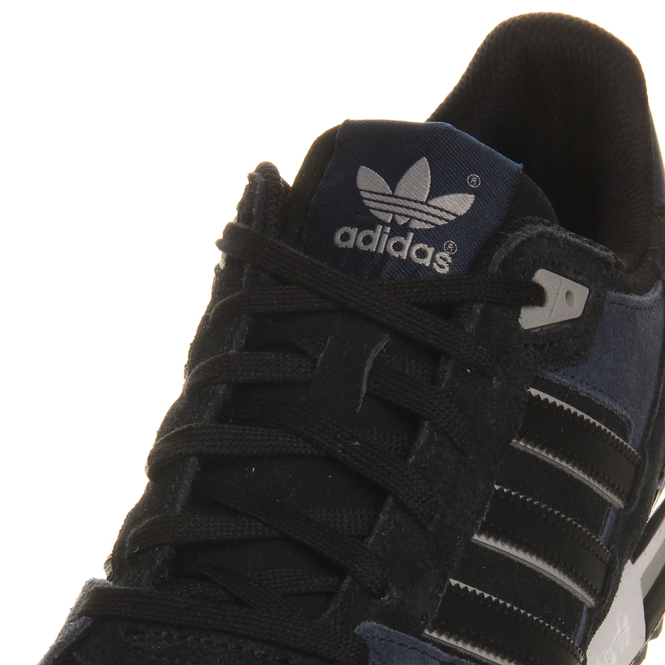 adidas - ZX 750