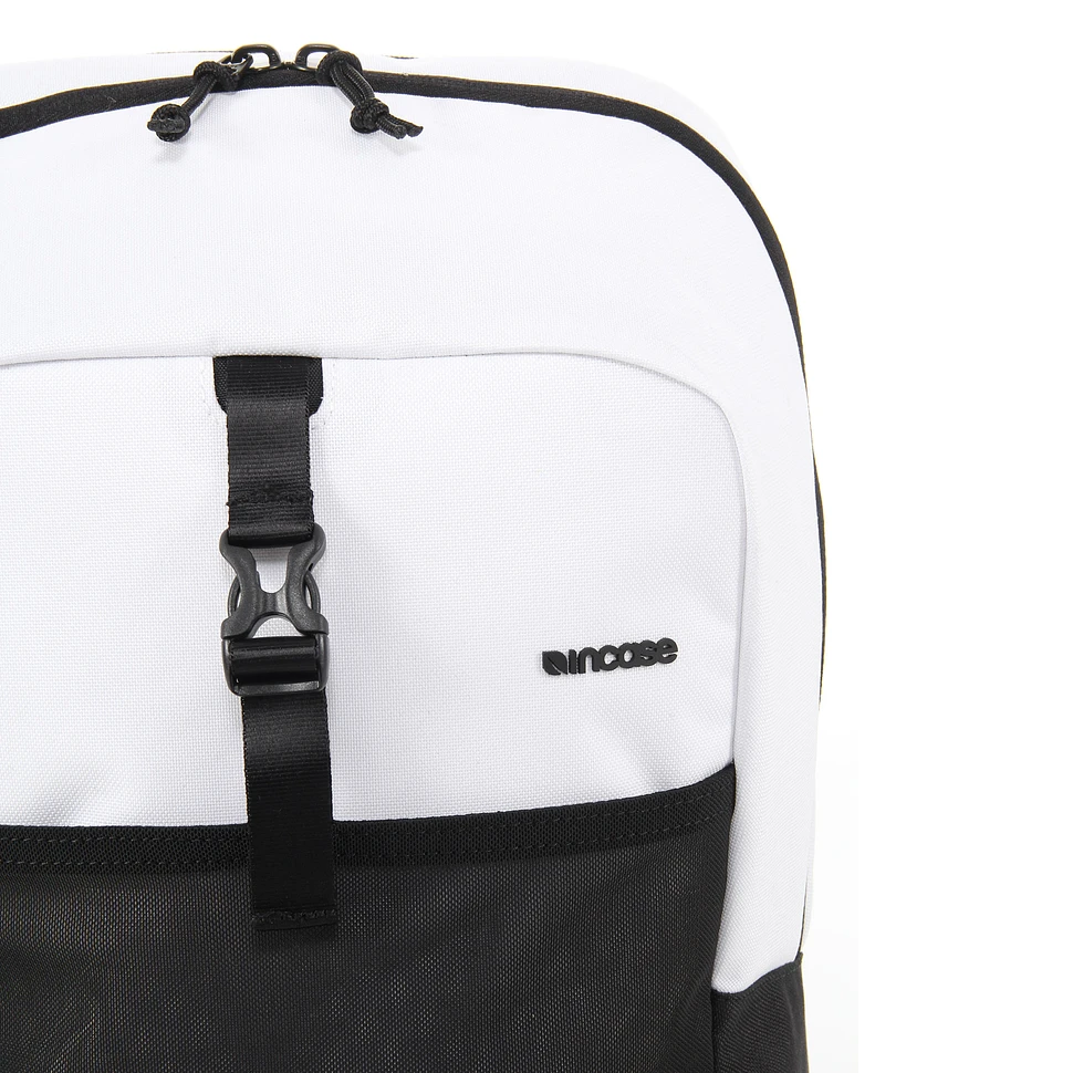 Incase - Cargo Backpack