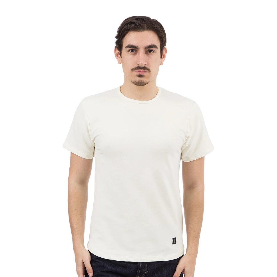Akomplice - Beacon T-Shirt