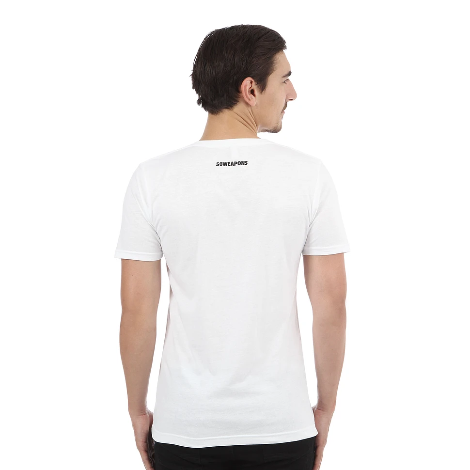 Fjaak - Logo T-Shirt