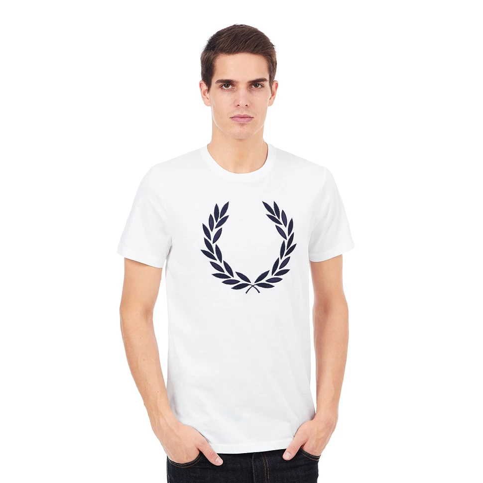 Fred Perry - Textured Laurel Wreath T-Shirt