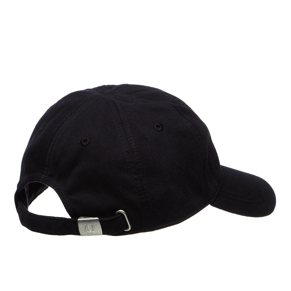 Fred Perry - Pique Classic Strapback Cap