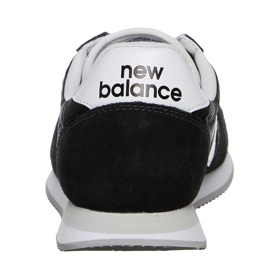 New Balance - U220 BK