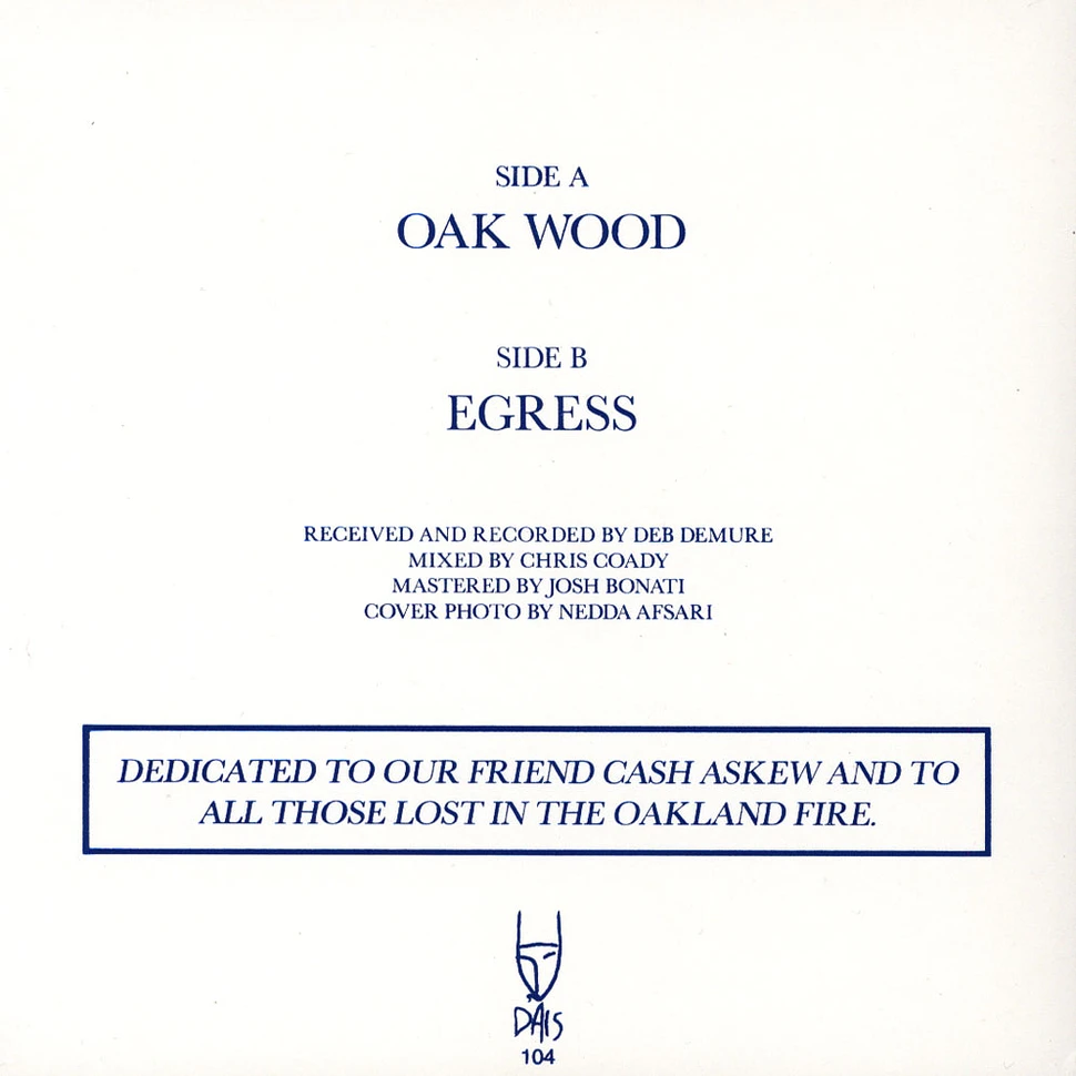 Drab Majesty - Oak Wood