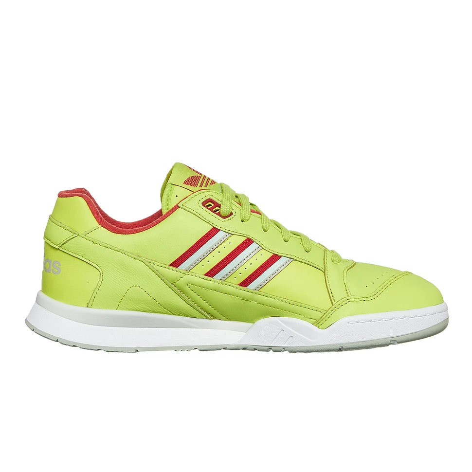 adidas - A.R. Trainer