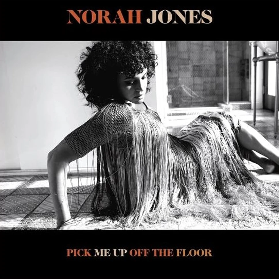 Norah Jones - Pick Me Up Off The Floor Black & White Edition