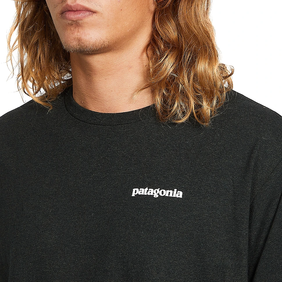 Patagonia - Long-Sleeved P-6 Logo Responsibili-Tee