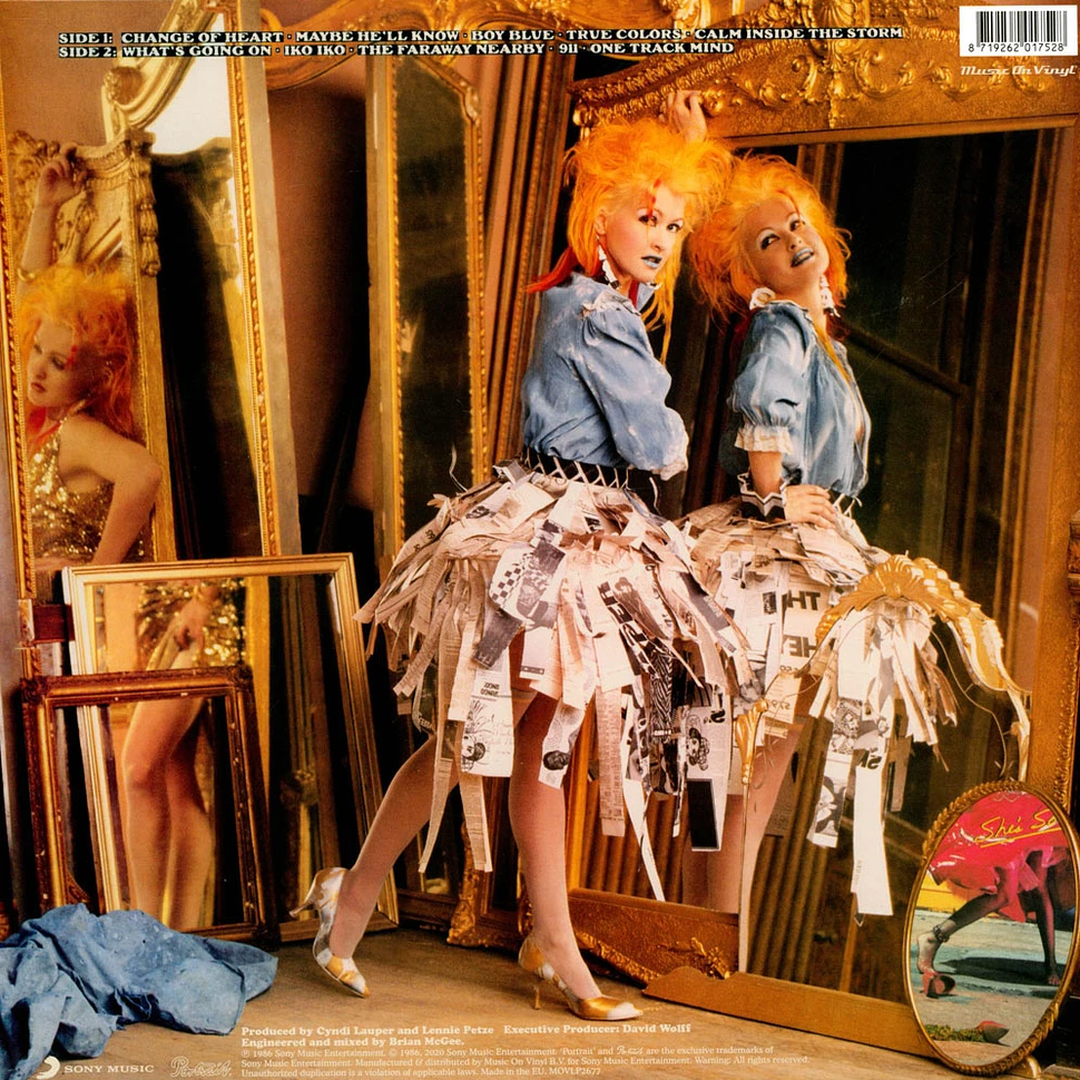 Cyndi Lauper - True Colors Black Vinyl Edition