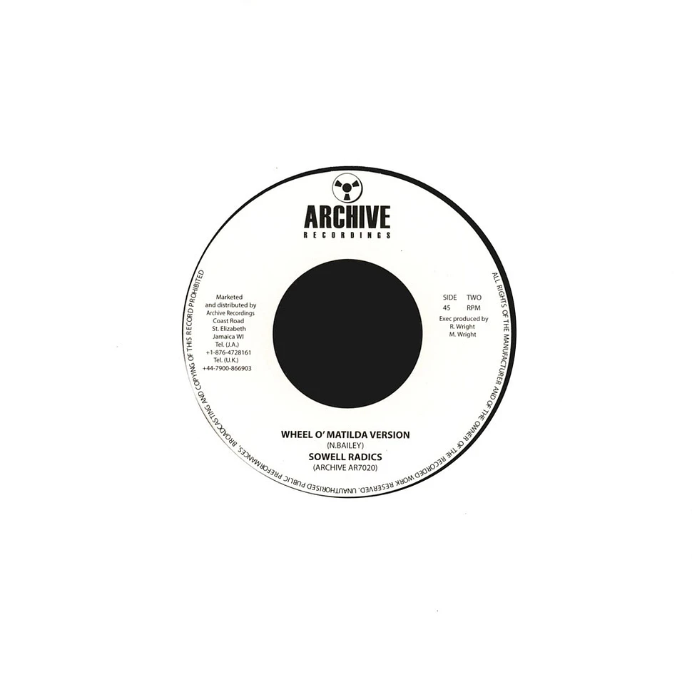 Sowell Radics - Wheel O'matilda / Version