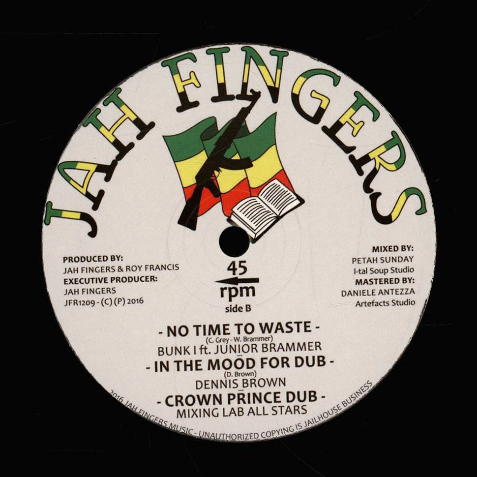 Dennis Brown, Cassanova, Junior Brammer / Bunk I& Brammer, Mixing Lab Allstars - In The Mood For Love, Bad Bwoys A Come, Johnny Get Up / No Time To Waste, Mood For Dub, Crown Prince Dub