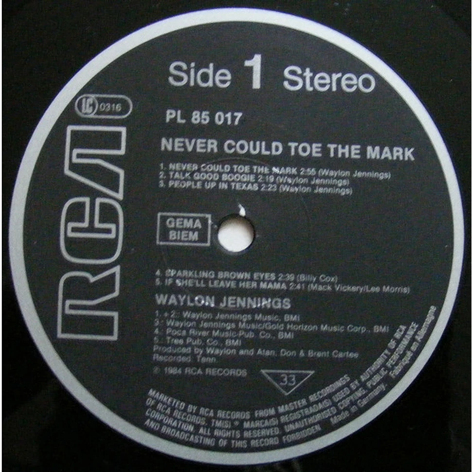 Waylon Jennings - Never Could Toe The Mark