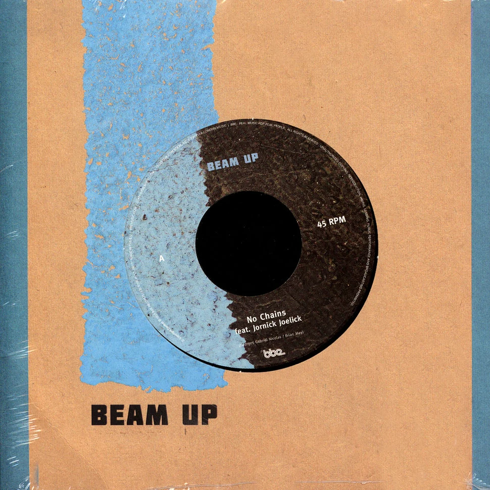 Beam Up - No Chains, Travelling