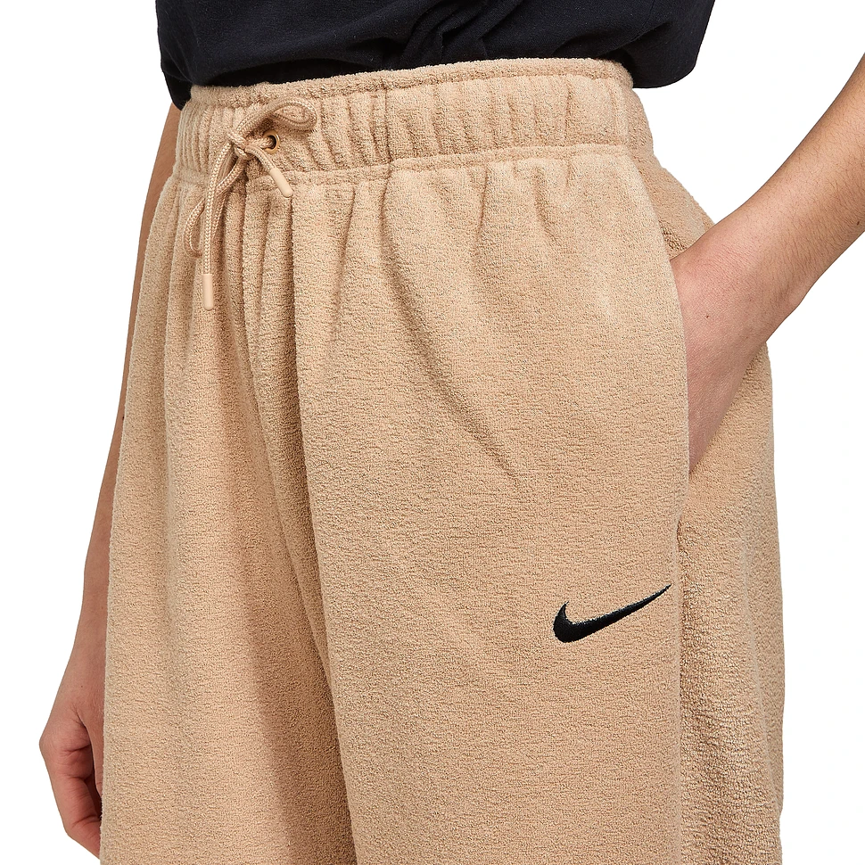 Nike - Sportswear Essentials Plush High-Rise Jogger