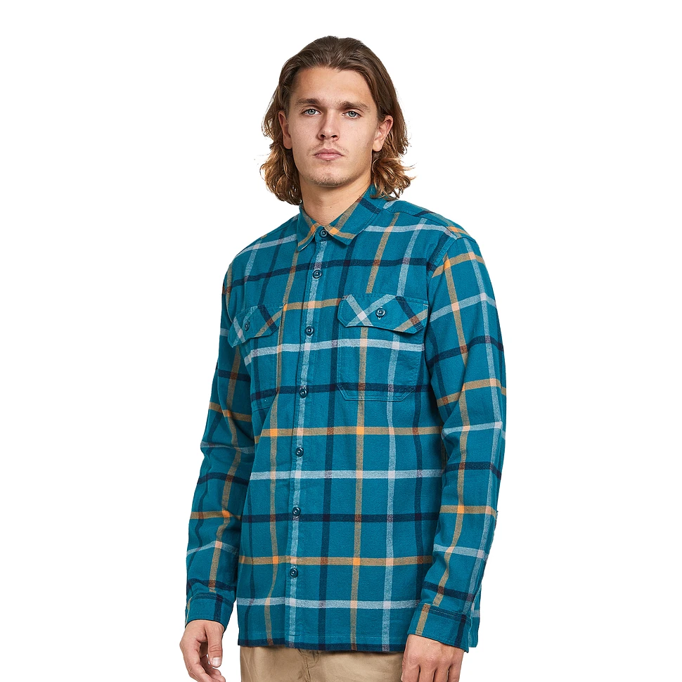 Patagonia - Long-Sleeved Organic Cotton MW Fjord Flannel Shirt