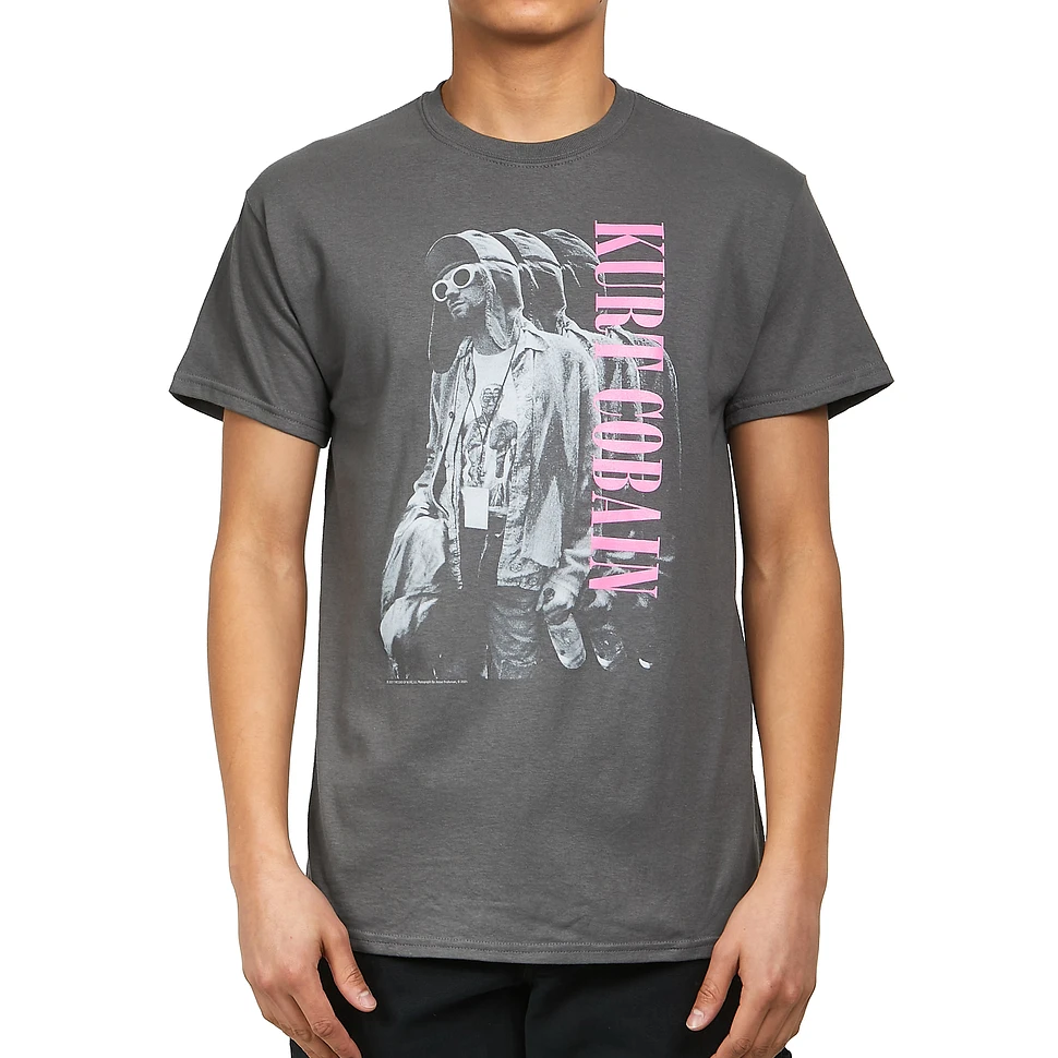Kurt Cobain - Standing T-Shirt