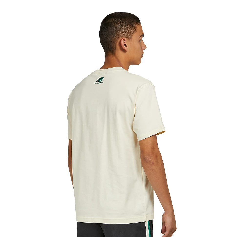 New Balance - Athletics 70s Run Short Sleeve Graphic Tee