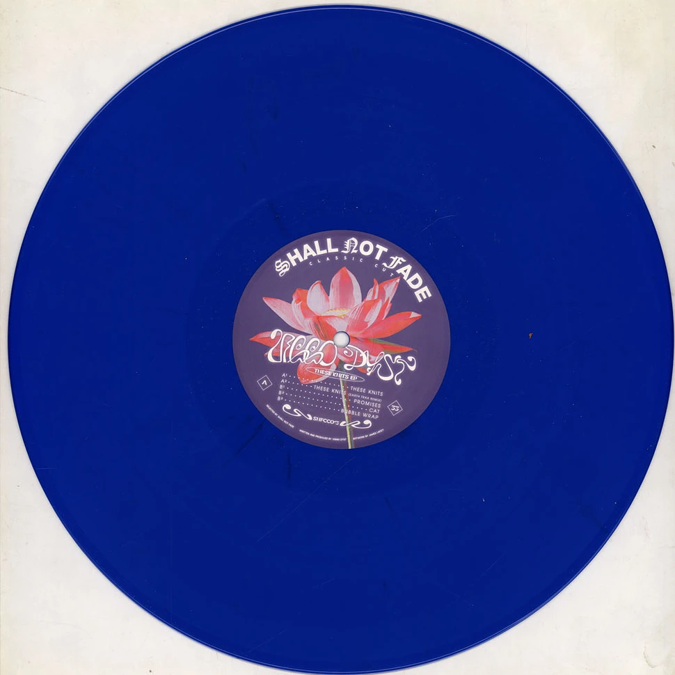 Viggo Dyst - These Knits EP Solid Blue Vinyl Edition