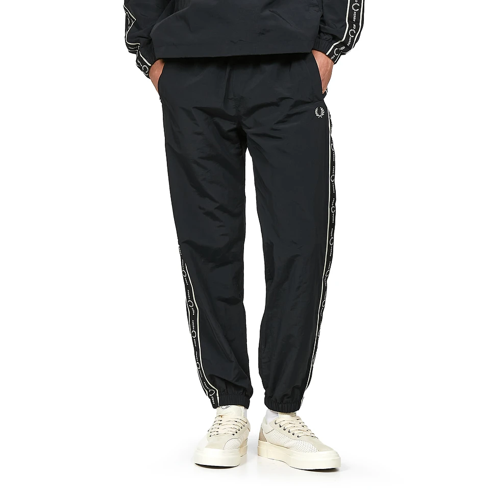 Fred Perry - Taped Shell Pant