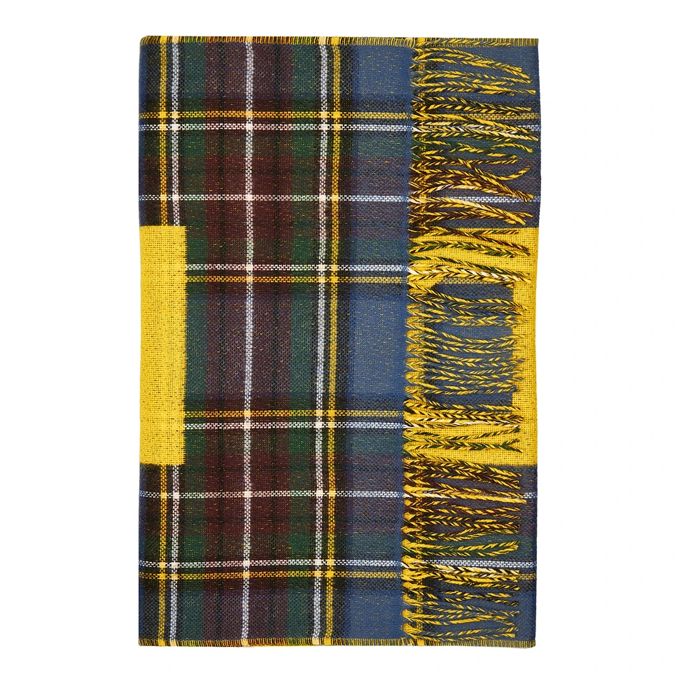 Fred Perry - Oversized Branded Tartan Scarf