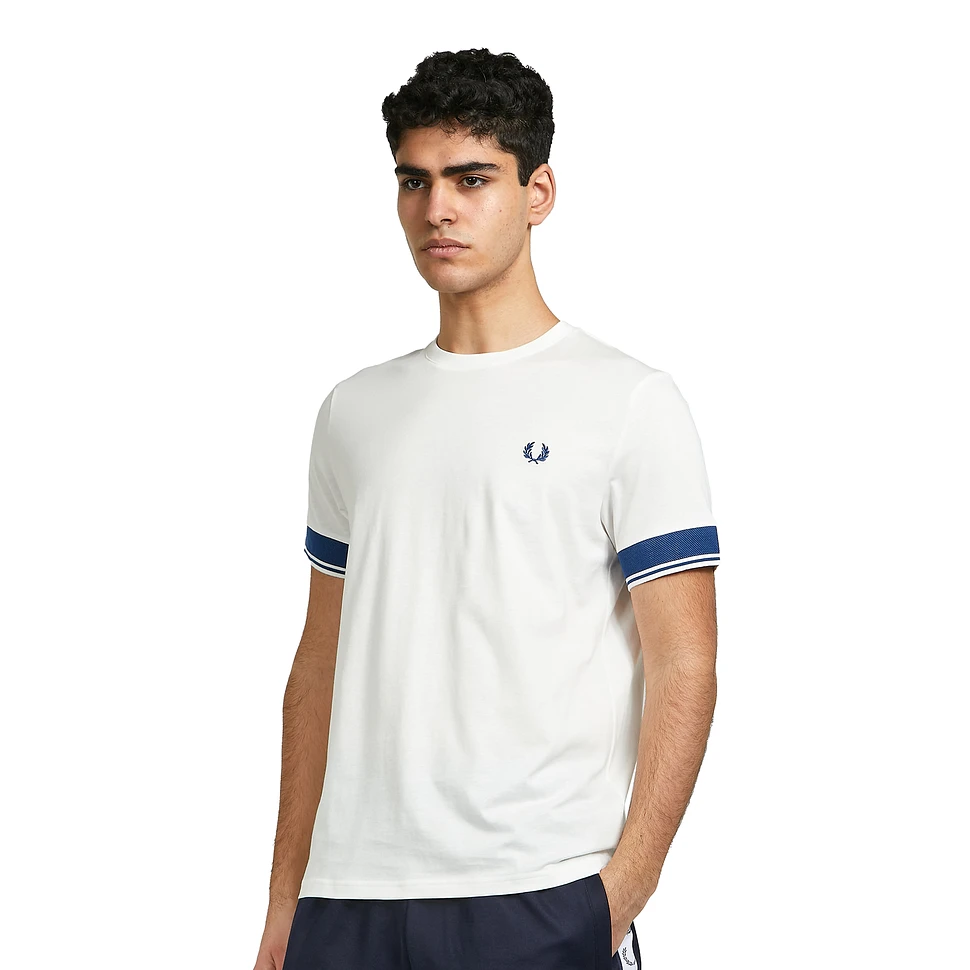 scaring genert Profit Fred Perry - Contrast Cuff T-Shirt (Snow White) | HHV