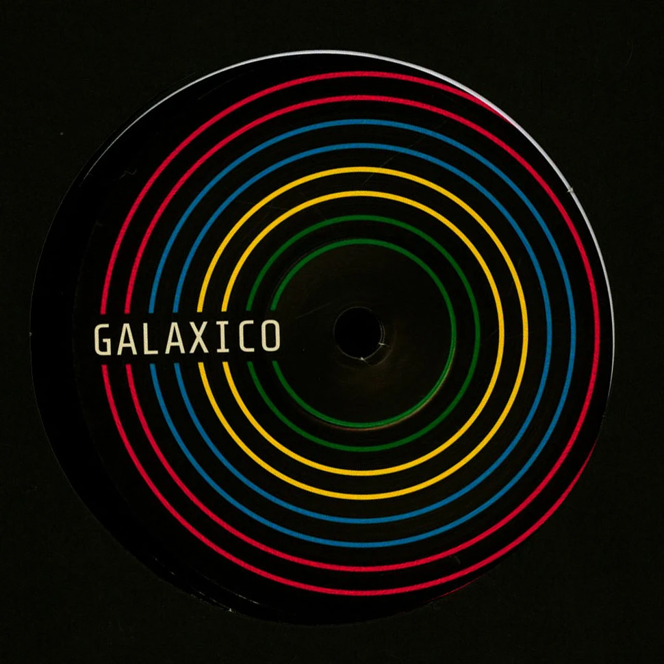 D82 - Galaxico
