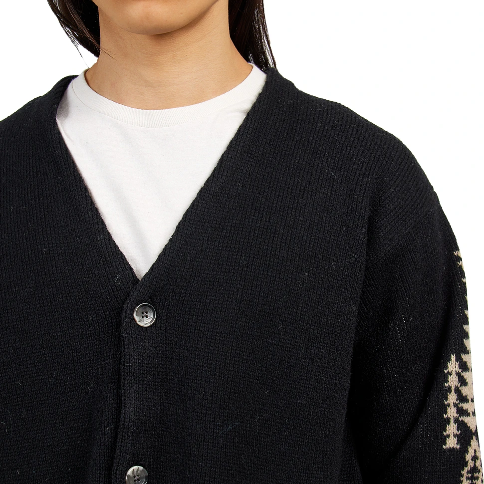 Pendleton - V Neck Cardigan (Black Harding Star) | HHV