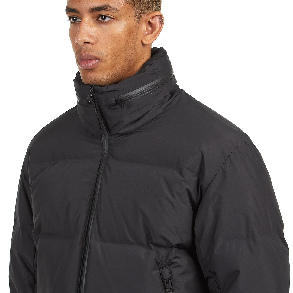 Norse Projects ARKTISK - Stand Collar Short Down Jacket (Black) | HHV